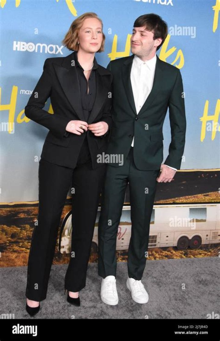 Are Alex Edelman and Hannah Einbinder Still Together? Exploring Their Relationship Status