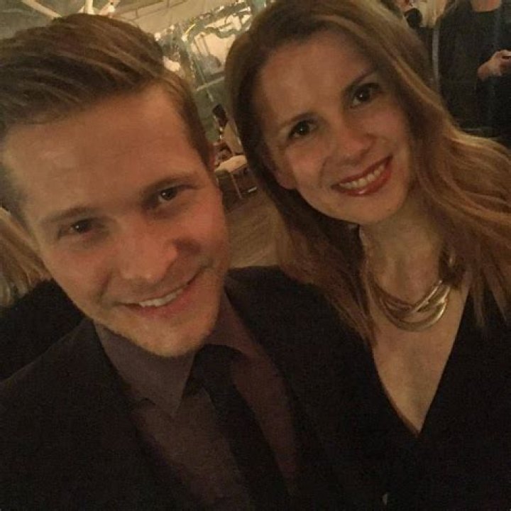 Finding Matt Czuchry Instagram: Where Fans Connect with the Star