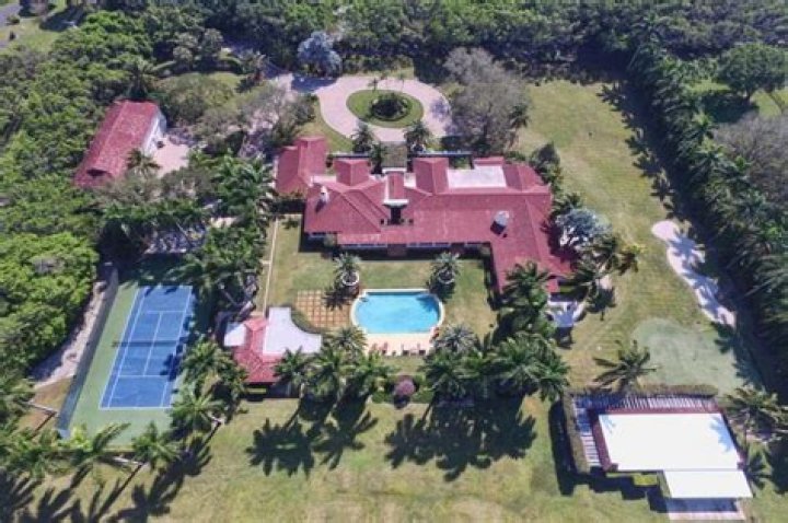 Where Does Evert Live? Exploring Chris Evert's Boca Raton Residence and Her Enduring Tennis Connection